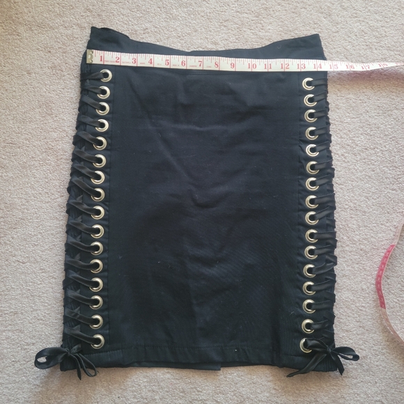 Bebe | Corset Lace-Up Pencil Skirt - Size XS - Picture 3 of 6
